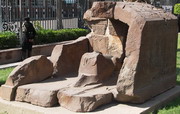 Musée du Caire - Jardins - naos (EG07-1092.jpg)