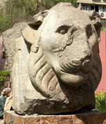 Musée du Caire - Jardins - tête de lion (EG07-1108.jpg)