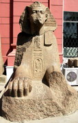 Musée du Caire - Jardins - sphinx (EG07-1116.jpg)