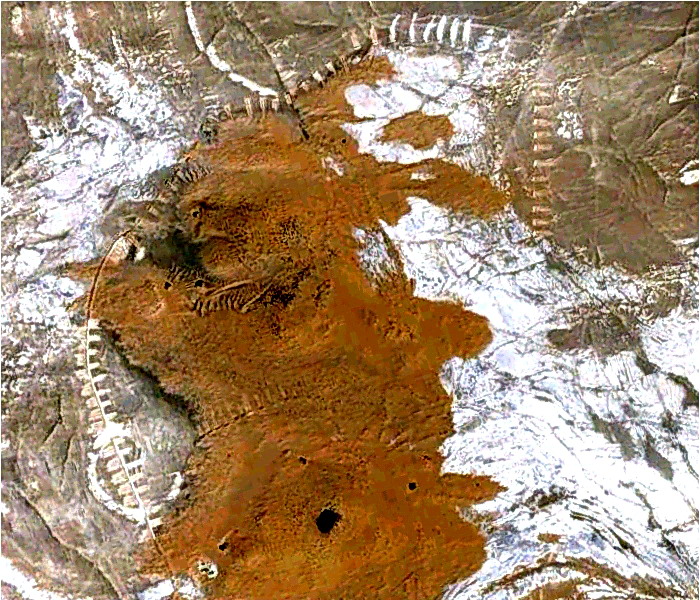 Quest - site repéré sur Google Earth<br />
<em>(GPS 27° 7' 2,5" N - 28° 1' 24,3" E - alt 60m)</em>