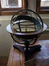 Cloître Strahovsky - sphère armilaire (CZ05-159.jpg)