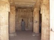 El Kab - chapelle reposoir d'Amenhotep III (EG07-4205.jpg)