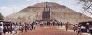 Teotihuacan - Pyramide du Soleil
